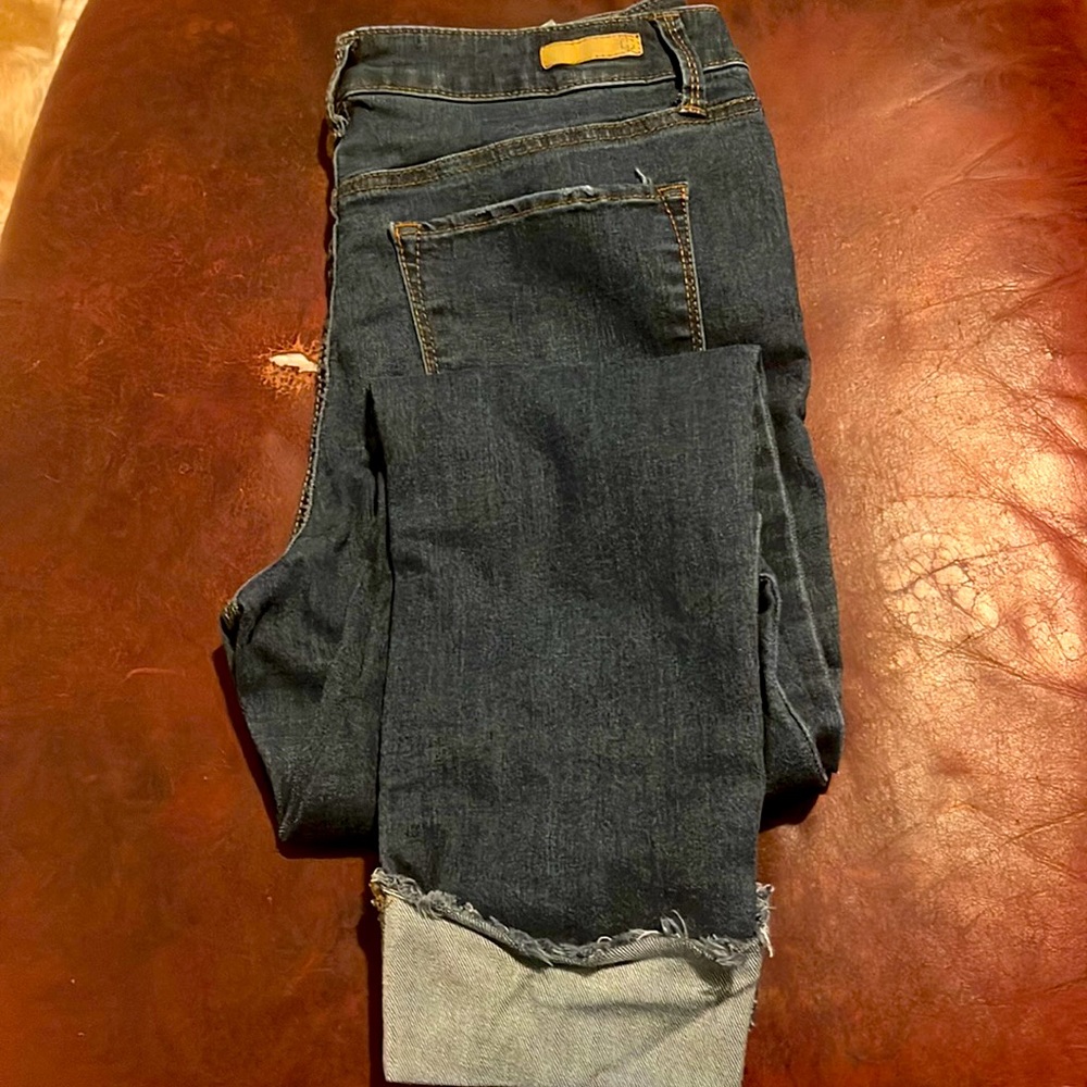 Size 9 true craft jeans.